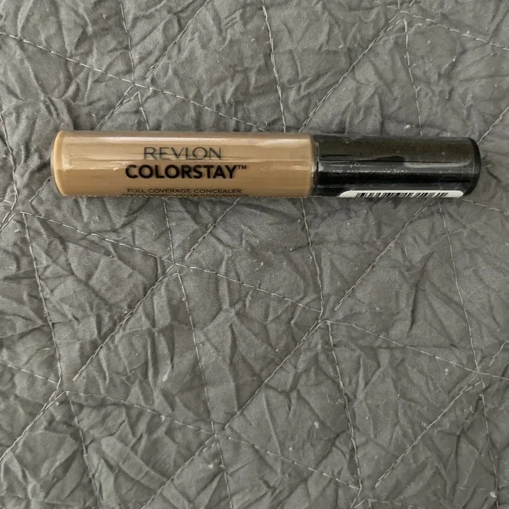 Revlon Colorstay Full Coverage Concealer Makeup Under Eye - #060 Deep - SEALED